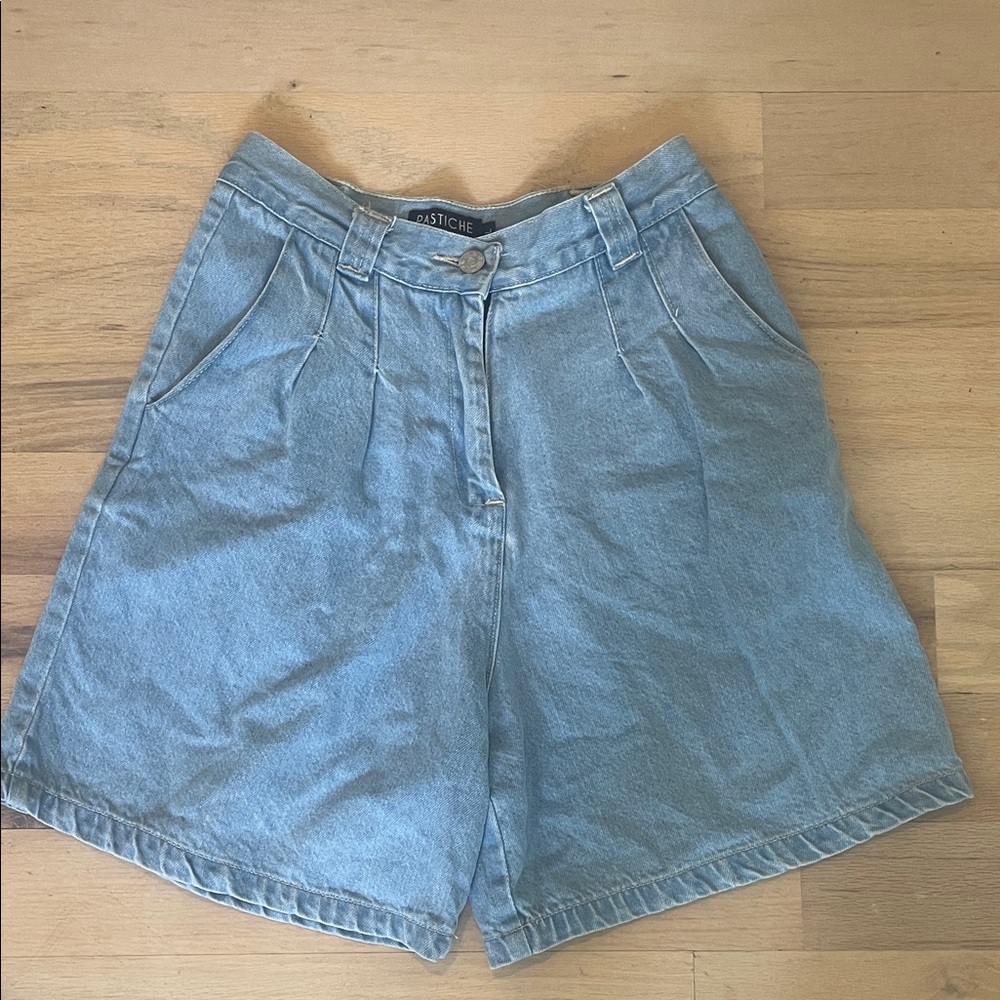 Women's Blue Denim Pleated Shorts